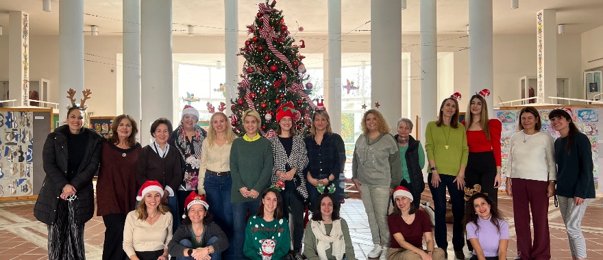 Psychico College Elementary School Christmas Newsletter