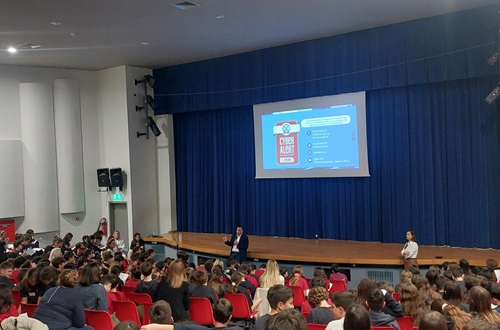 Workshop on the Challenges of Social Media for students of Grades 4,5, and 6 of Psychico College Elementary School