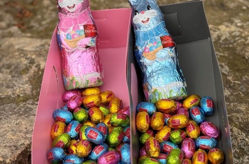 Psychico College Grade 4 students participate in the German Tradition of the Easter Hunt