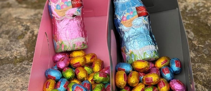Psychico College Grade 4 students participate in the German Tradition of the Easter Hunt