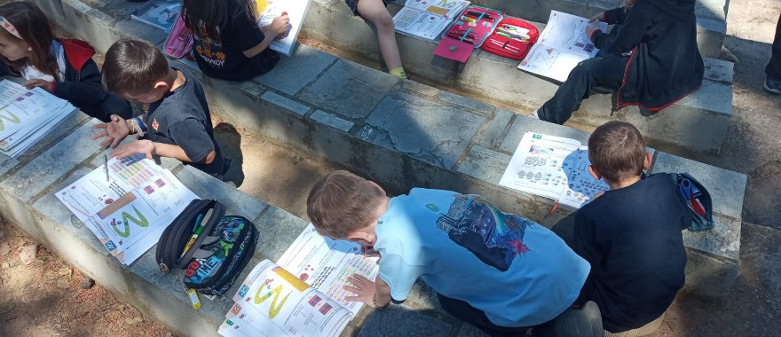 Psychico College Grade 1 Mathematics lesson in the forest