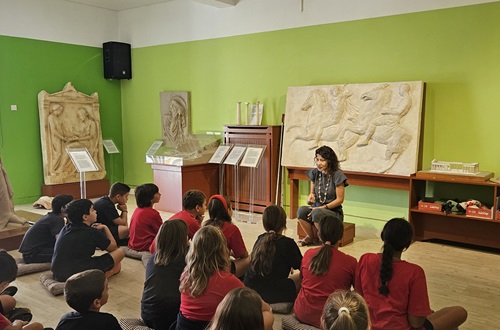 Psychico College Elementary School classes visit the Museum of Touch