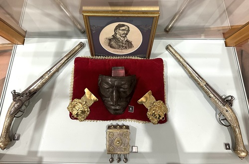 Psychico College Elementary School: Connecting with the Heroic Epic of 1821 - Exhibition of historical objects from the Greek Revolution of 1821