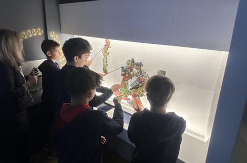 Psychico College Elementary School - Grade 6 visit to the Museum of Modern Greek Culture