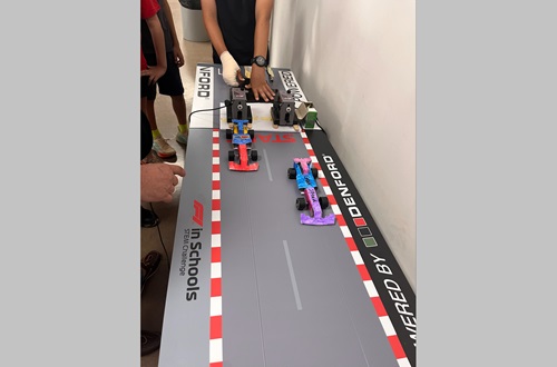 Psychico College Elementary School Grade 5 - "F1 in Schools" STEM project