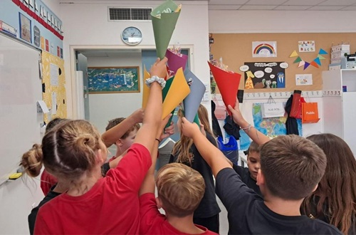 Psychico College Elementary School - Willkommen! Alles Gute zum Schulanfang! - German Department