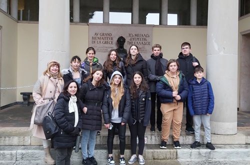 Athens College Junior High School "Youth Training at the United Nations"  Club visits Geneva