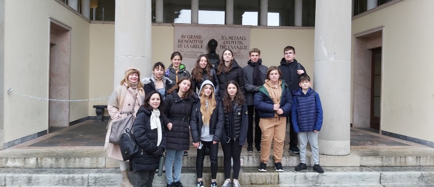 Athens College Junior High School "Youth Training at the United Nations" Club visits Geneva