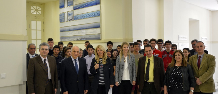Έργα Τέχνης εμπνευσμένα από τις σημαίες Ελλάδος – ΗΠΑ στο Μπενάκειο