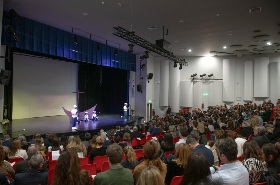 George Prokopiou x65 delivers a speech on Shipping at this year's "Honoring the Teacher" event