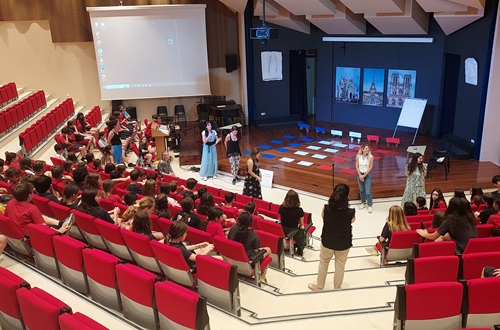 FRANCO-QUIZ at the Athens College Elementary School Theater