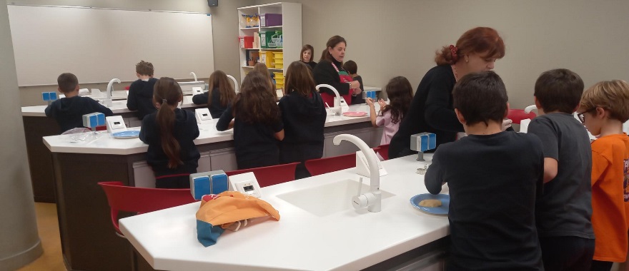 Athens College Grade 4 German class students made Christmas cookies
