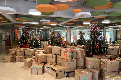 Athens College Elementary School Grades 5 & 6 - Christmas Charity Initiative: "Breakfast Boxes" for "Together for Children"