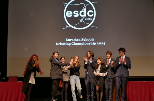 Μαθητές του Κολλεγίου κέρδισαν το Eurasian Schools Debating Championship 2024