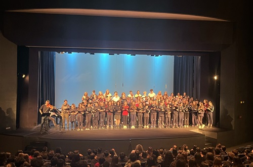 Junior High Schools welcome the choir of Choate Rosemary Hall
