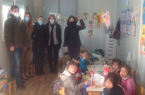 Kindergarten Christmas Offering to the Malakasa Refugee Camp