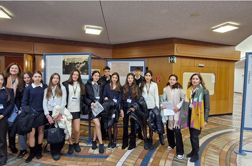 Psychico College Junior High School 3 students at the 9th European Student Conference in Munich