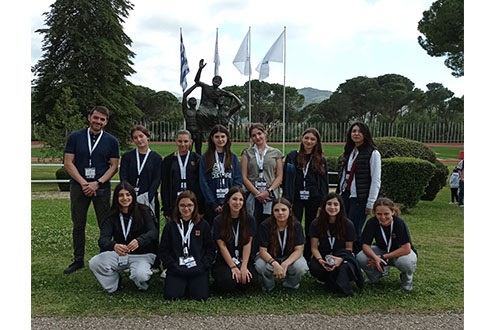 Psychico College Junior High School students of the UNESCO Club participate in the 5th World Heritage Symposium for Youth in Ancient Olympia