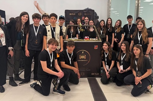 Psychico College Junior High School's Youth Entrepreneurship Club participates in the JA Greece Trade Fair