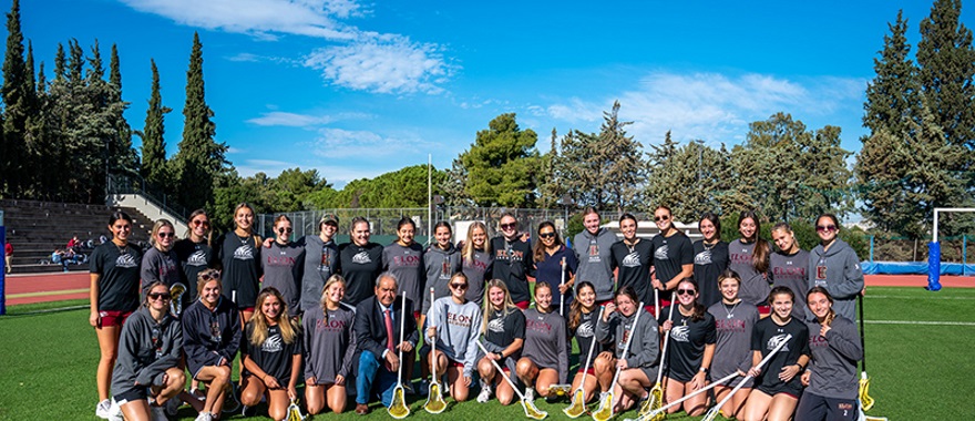 Επίσκεψη της γυναικείας ομάδας Lacrosse του Elon University