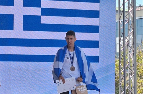 Distinctions for student Eleftherios Kortesis