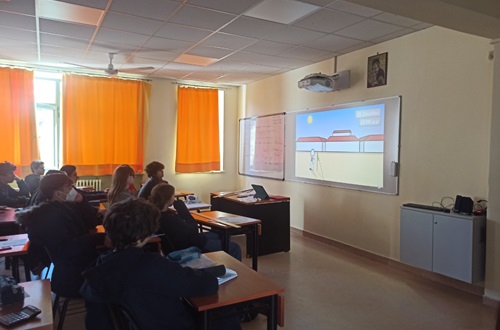 Calculating the Earth's radius using the Eratosthenes Method