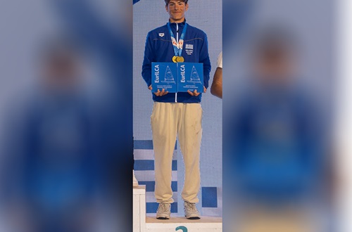 Distinction for student Erotokritos Nikolaos Komianou