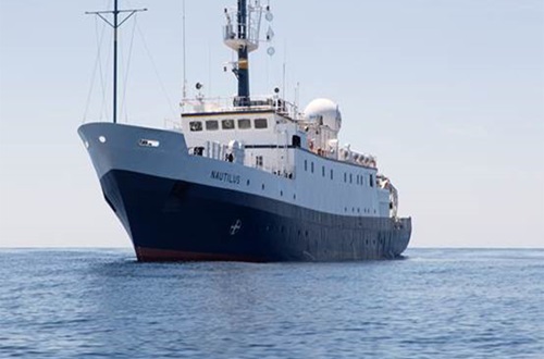 Psychico College Junior High School Students Communicate with Exploration Vessel Nautilus