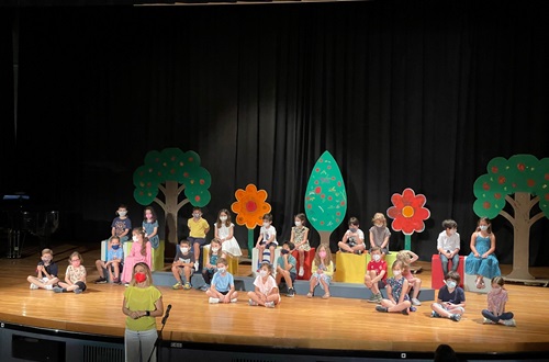 Psychico College Elementary School 1st Grade End of Year Celebration - Performance